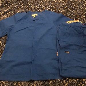 Koi brand scrub set royal blue